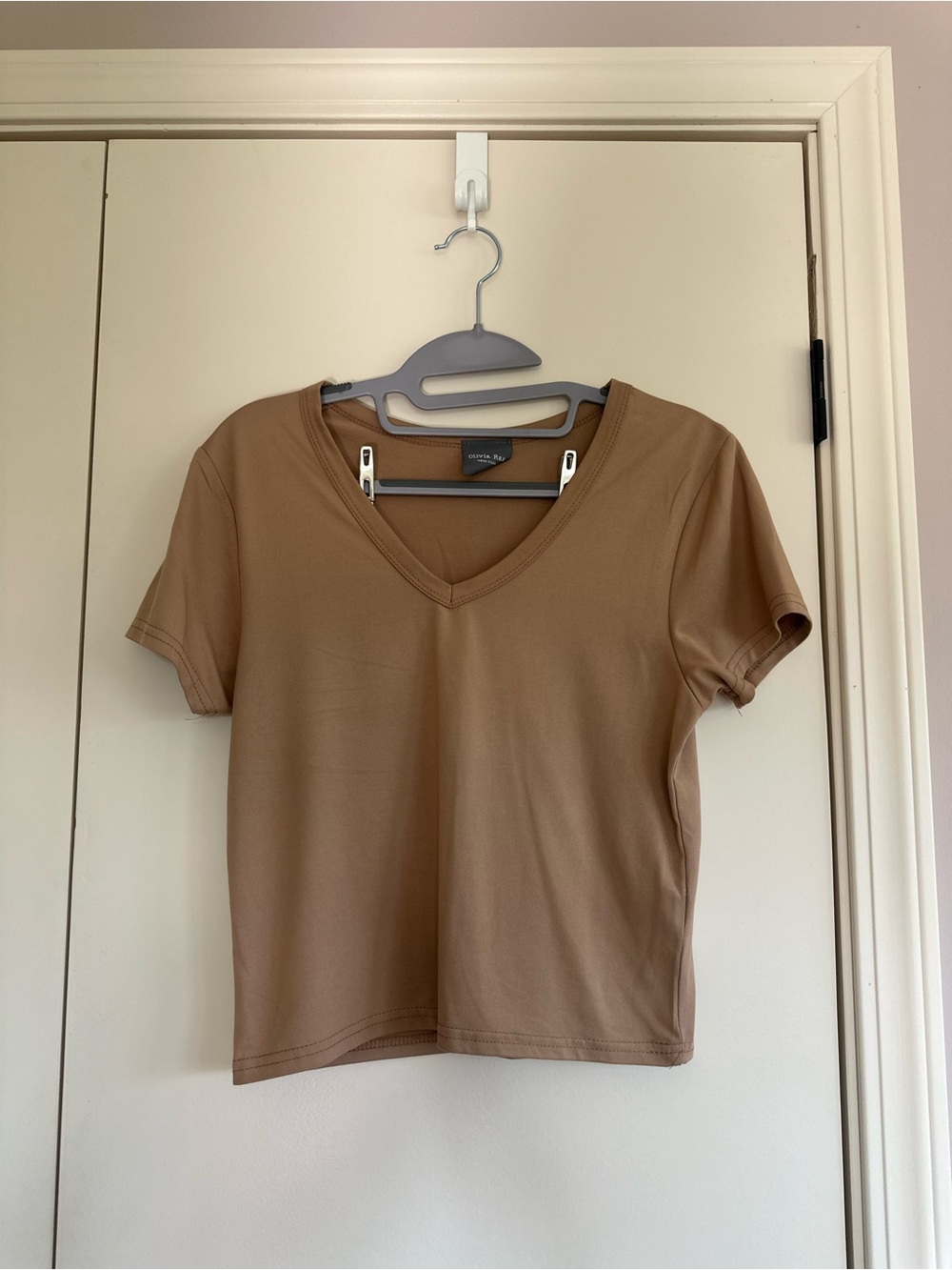 Short-Sleeve V-Neck | Brown